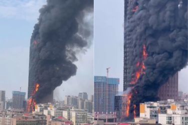 L'immeuble en feu à Changsha, en Chine.