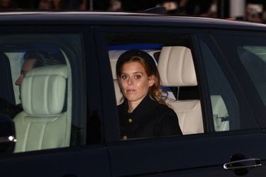 La princesse Beatrice arrive à Westminster Hall pour assister à la Veillée des Princes.