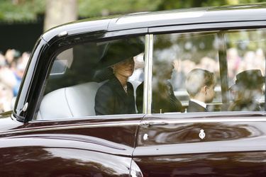 Kate née Middleton, avec au premier rang le prince George et la princesse Charlotte