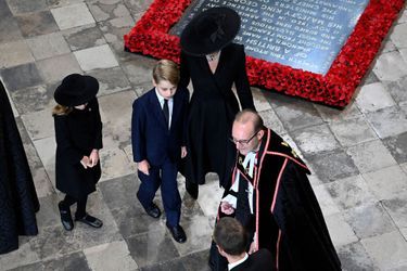 George, Charlotte, accompagnés de Kate, à Westminster.