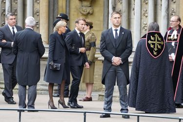 Emmanuel Macron et son épouse Brigitte pour les funérailles d'Elizabeth II. 