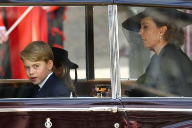 La princesse de Galles dans la voiture avec le prince George et la princesse Charlotte