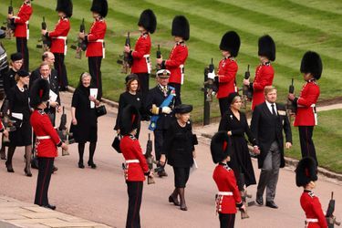 L'ex-reine Beatrix des Pays-Bas, le roi Willem-Alexander et la reine Maxima à Windsor, suivis de la reine Silvia et le roi Carl XVI Gustaf de Suède, le 19 septembre 2022