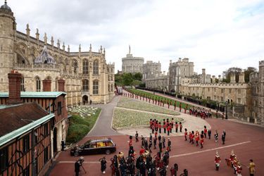 La dépouille royale au Château de Windsor, ultime étape des funérailles de la reine Elizabeth II, lundi 19 septembre 2022.  