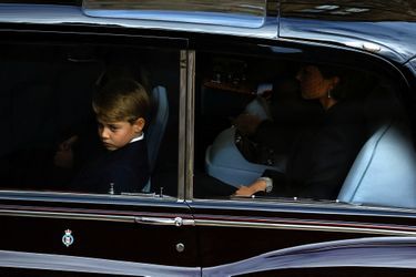 Le prince George au Château de Windsor pour le service funèbre de Sa Majesté, ultime étape des funérailles de la reine Elizabeth II, lundi 19 septembre 2022.  <br />
