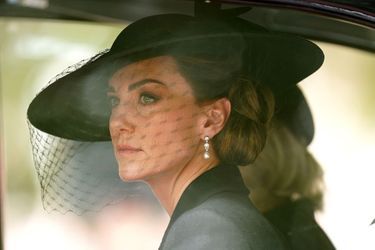 La princesse de Galles Kate, les yeux embués de larmes après les funérailles.