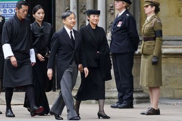 L'impératrice Masako et l'empereur Naruhito du Japon, suivis du roi et de la reine du Bhoutan, à Londres, le 19 septembre 2022