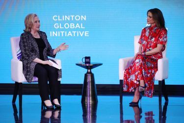 La reine Rania de Jordanie avec Hillary Clinton à la Clinton Global Initiative 2022, à New York le 21 septembre 2022