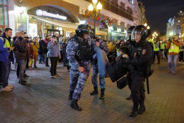 Une manifestation s’est tenue mercredi soir à Moscou en Russie afin de protester contre l’annonce de Vladimir Poutine visant à mobiliser partiellement les civils pour combattre en Ukraine.