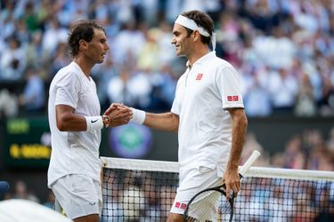 Rafael Nadal et Roger Federer à Wimbledon en 2019.