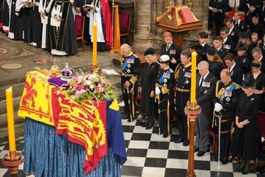 La princesse Anne avec la famille royale lors de la cérémonie religieuse à l'abbaye de Westminster, lors des funérailles d'Etat de la reine Elizabeth II, le 19 septembre 2022