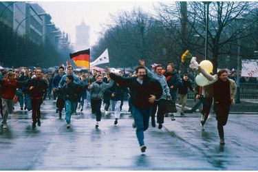 Chute du Mur de Berlin, décembre 1989