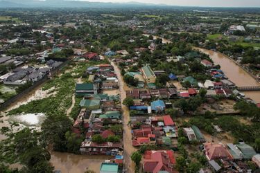 San Miguel, aux Philippines, dévasté par le super typhon Noru.