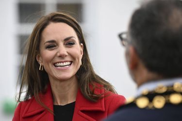 Kate Middleton, radieuse, en sortie à Holyhead, le 27 septembre 2022. 
