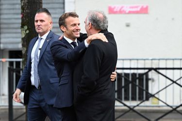 Emmanuel Macron et François Bayrou, à Pau le 30 septembre 2022.