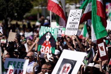 Une manifestation de soutien au mouvement de contestation en Iran, à Los Angeles, le 2 octobre. 