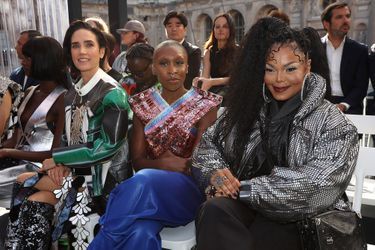 Jennifer Connelly, Cynthia Erivo et Janet Jackson au défilé Louis Vuitton printemps-été 2023 à Paris, le 4 octobre 2022.