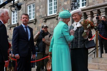 Le prince Frederik, la reine Margrethe II et la princesse Benedikte de Danemark à Copenhague, le 4 octobre 2022