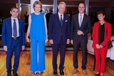 La reine Mathilde et le roi des Belges Philippe à Mayence avec les fondateurs de BioNTech, le 4 octobre 2022