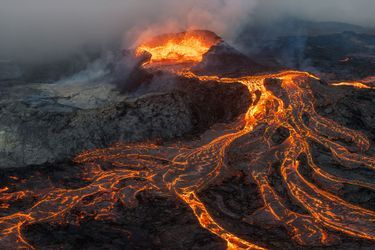 6ème : Luis Manuel Vilariño Lopez. Un volcan en éruption en Islande.