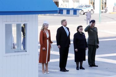 La reine Maxima et le roi Willem-Alexander des Pays-Bas devant le monument du Soldat inconnu à Athènes, le 31 octobre 2022