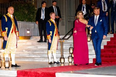La reine Maxima et le roi Willem-Alexander des Pays-Bas ont offert le deuxième soir un concert à leurs hôtes à la salle de spectacle Megaron Mousiki à Athènes
