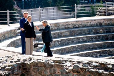 La reine Maxima et le roi Willem-Alexander des Pays-Bas dans l'Agora antique de Thessalonique, le 2 novembre 2022