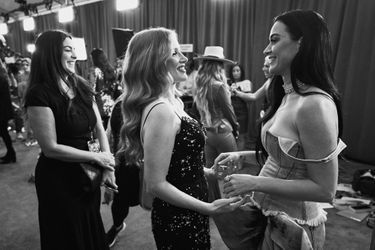 Jessica Chastain et Katy Perry à la cérémonie des Country Music Academy Awards, à Nashville, le 9 novembre 2022.