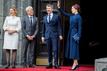 La princesse Mary et le prince Frederik de Danemark à leur arrivée à l'Hôtel de Ville de Copenhague, le 12 novembre 2022