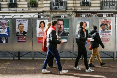 La campagne présidentielle à Paris en avril 2022. 
