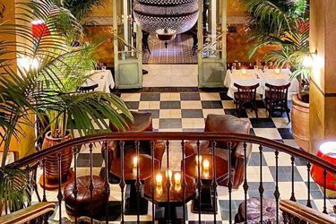 The Grand Café de la Poste.