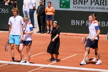 Belinda Bencic, Arthur Bauchet, Alexander Zverev, Astrid Guyart and Inès Reg.