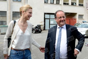 In the streets of Tulle, June 12. “I encourage everyone to honeymoon here. We celebrate everything there, presidential victories like weddings, ”says the newlywed.
