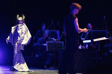 Björk and Bjarni Frimann on stage at Seine Musicale, June 21, 2022.