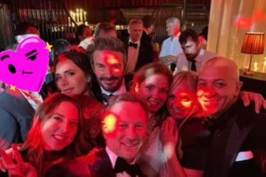 Victoria et David Beckham, Geri Halliwell et son mari Christian Horner, Emma Bunton et son époux Jade Jones, Melanie C.