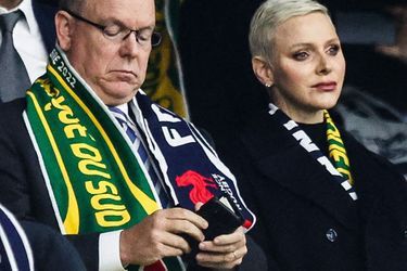 La princesse Charlène et le prince Albert II de Monaco au Vélodrome de Marseille, le 12 novembre 2022