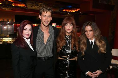 Priscilla Presley, Austin Butler, Riley Keough and Lisa Marie Presley at the Chinese Theater in Los Angeles, in June 2022.