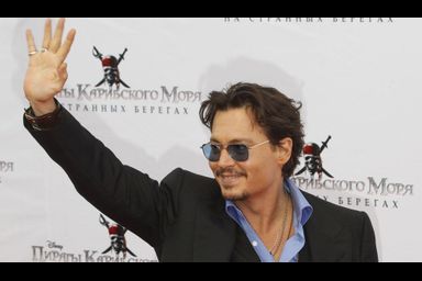 <br />
Johnny Depp, lors de la présentation du nouveau Pirates des Caraïbes, le 11 mai à Moscou.