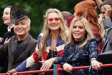 Kate Moss et Patsy Kensit lors de la parade du jubilé de platine de la reine Elizabeth II.