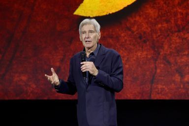 Harrison Ford sur la scène du D23 le 10 septembre 2022.