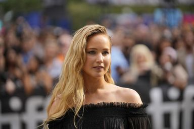 Jennifer Lawrence arrive au Festival International du Film de Toronto, le 10 septembre 2022.