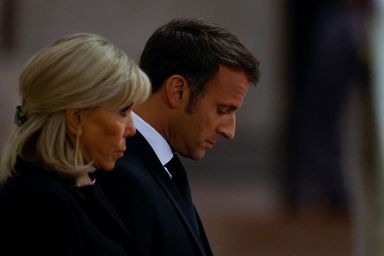 Emmanuel et Brigitte Macron se sont rendus à Londres pour assister aux funérailles de la reine Elizabeth II.
