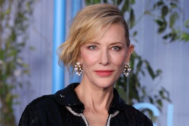 Cate Blanchett sur le tapis rose des CNMI Sustainable Fashion Awards 2022.