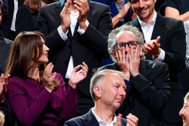 Monica Bellucci et Tim Burton lors de la 14ème cérémonie du Festival Lumière, à Lyon, le 21 octobre 2022.