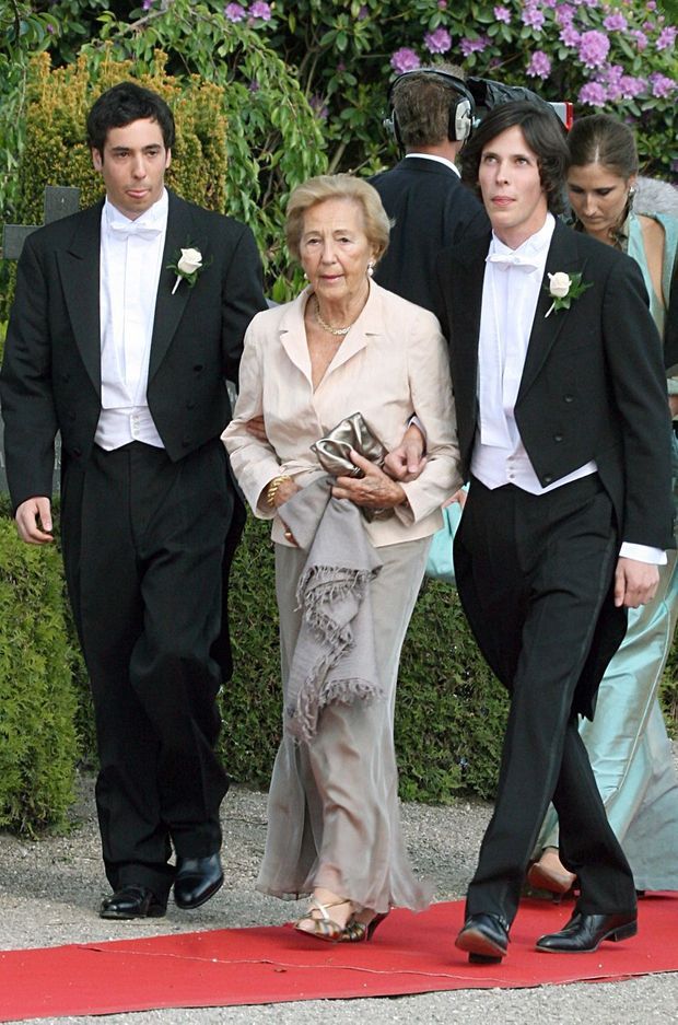 La baronne Odile de Sairigné au mariage de la princesse Marie le 24 mai 2008