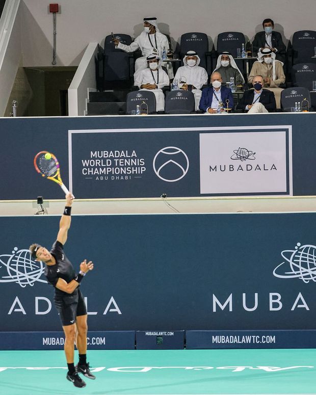 L’ex-roi Juan Carlos d’Espagne assiste à un match de Rafael Nadal au tournoi de tennis d’exhibition à Abu Dhabi, le 18 décembre 2021