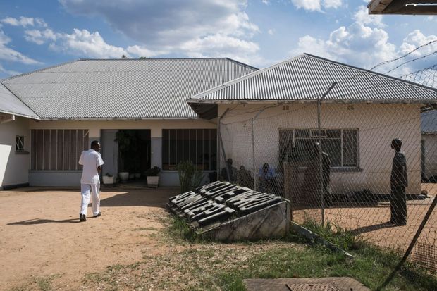 A Ngomahuru, le deuxième hôpital psychiatrique du pays n’a pas de médecin psychiatre.