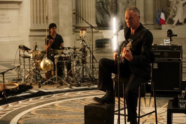At the Panthéon, on October 6, the singer-bassist records a concert which will be broadcast on November 26 on Fip on the occasion of the 50 years of radio, and on Arte Concert from November 27