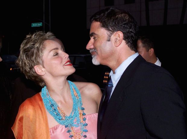 Avec Phil Bronstein en 1999. sharon stone phil bronstein