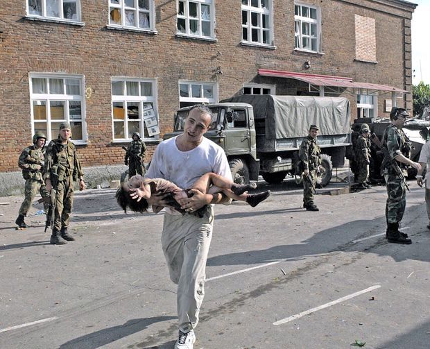 Il Y A 15 Ans Beslan Le Massacre Des Innocents